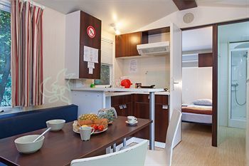 Best Holiday Hotel Grimaud Ngoại thất bức ảnh