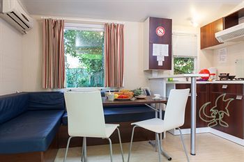 Best Holiday Hotel Grimaud Ngoại thất bức ảnh